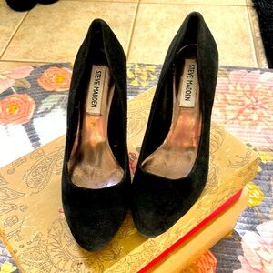 Steve Madden Black Suede Heels. Gently used 6 and a half